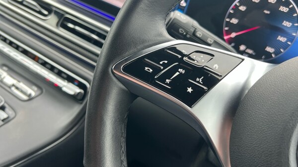 Used Mercedes-Benz V-Class 2025 for sale - 76244470: Photo 30