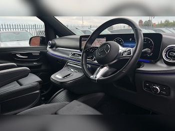 Used Mercedes-Benz V-Class 2025 for sale - 76244470: Photo 3