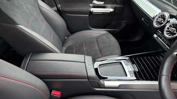 Used Mercedes-Benz GLB 2024 for sale - 76261485: Photo 34