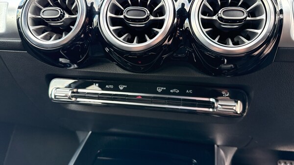 Used Mercedes-Benz GLB 2024 for sale - 76261485: Photo 36