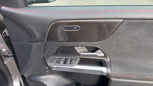 Used Mercedes-Benz GLB 2024 for sale - 76261485: Photo 37
