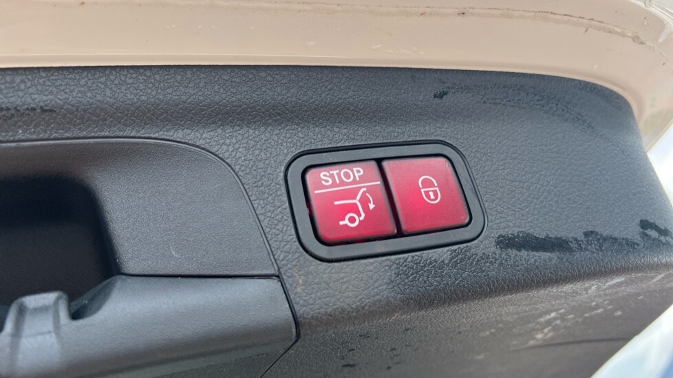 Used Mercedes-Benz GLE 2021 for sale - 76568108: Photo 52