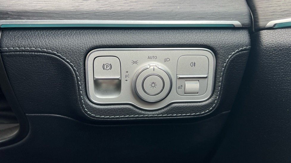 Used Mercedes-Benz GLE 2021 for sale - 76568108: Photo 57