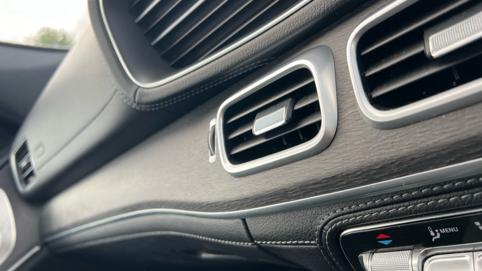 Used Mercedes-Benz GLE 2021 for sale - 76568108: Photo 60