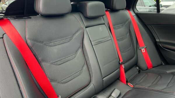 Used Mercedes-Benz C-Class 2023 for sale - 76044297: Photo 15