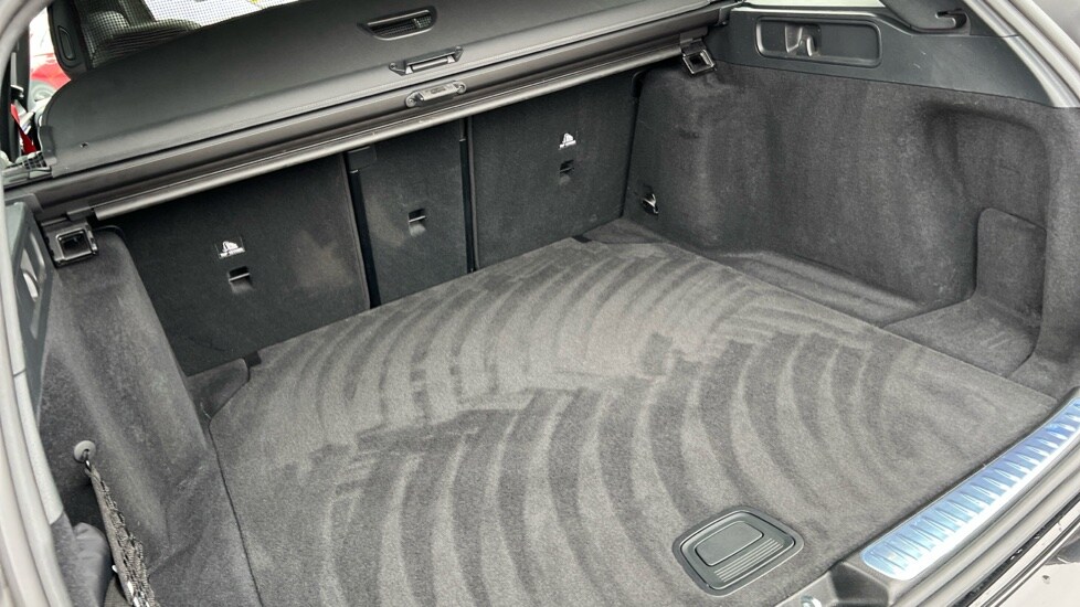 Used Mercedes-Benz C Class 2023 for sale - 76044297: Photo 18