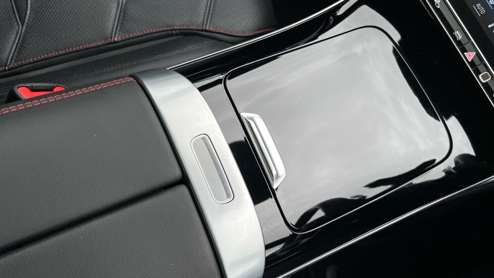 Used Mercedes-Benz C Class 2023 for sale - 76044297: Photo 35