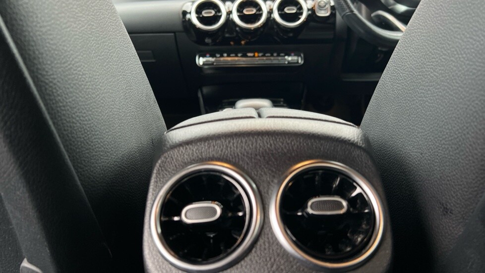 Used Mercedes-Benz CLA 2019 for sale - 76415203: Photo 36