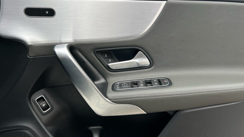 Used Mercedes-Benz CLA 2019 for sale - 76415203: Photo 37