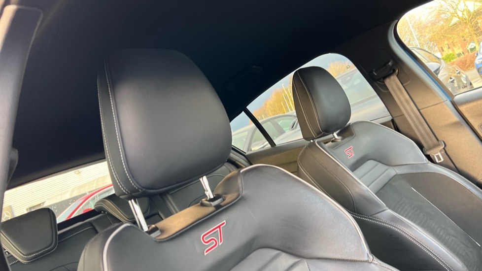 Used Ford Focus 2019 for sale - 76766355: Photo 31