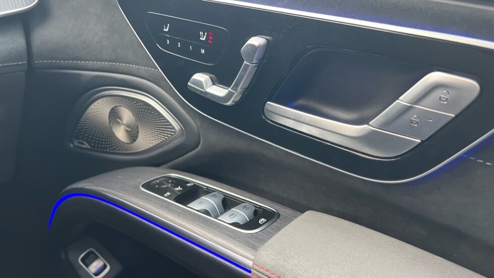 Used Mercedes-Benz EQS 2023 for sale - 76834730: Photo 54