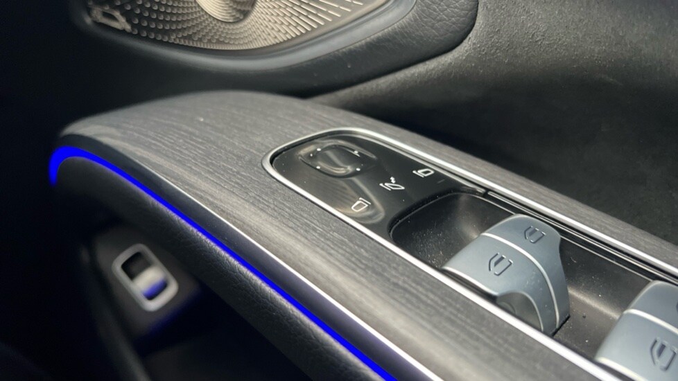 Used Mercedes-Benz EQS 2023 for sale - 76834730: Photo 55