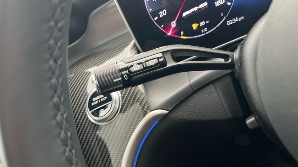 Used Mercedes-Benz GLC 2024 for sale - 76452357: Photo 32