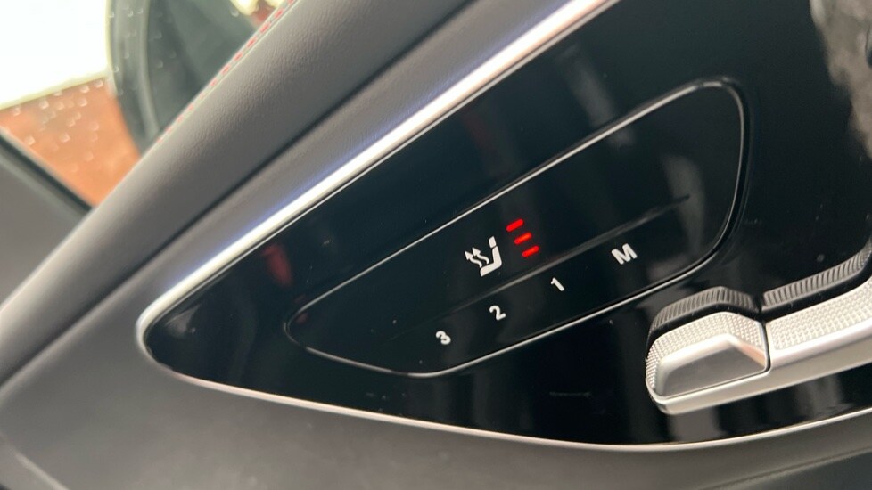 Used Mercedes-Benz GLC 2024 for sale - 76452357: Photo 42