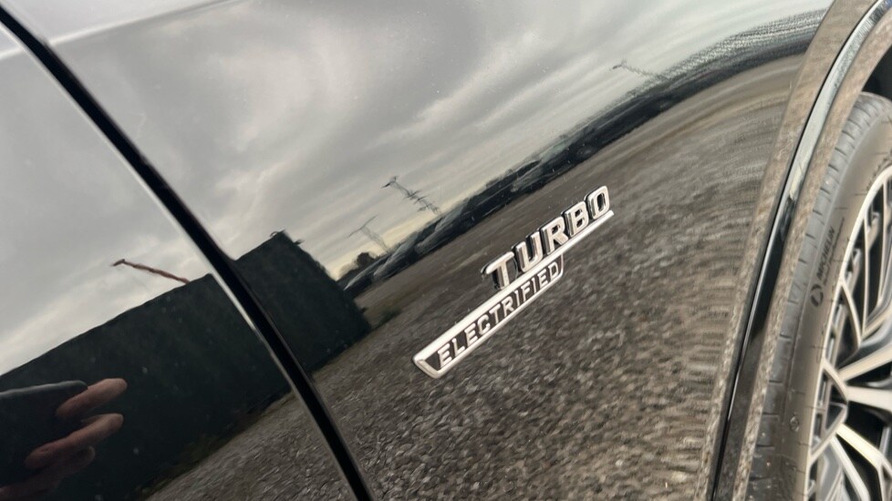 Used Mercedes-Benz GLC 2024 for sale - 76452357: Photo 48