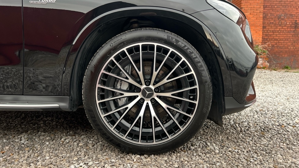 Used Mercedes-Benz GLC 2024 for sale - 76452357: Photo 5