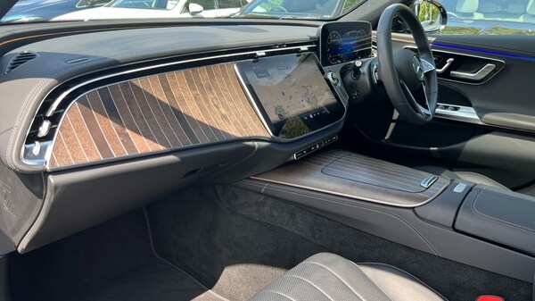 Used Mercedes-Benz E-Class 2025 for sale - 75471916: Photo 11