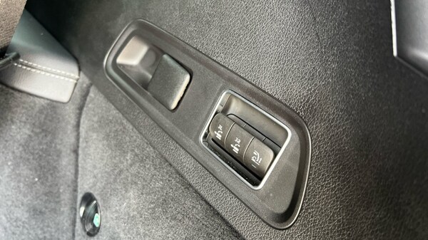 Used Mercedes-Benz GLS 2024 for sale - 75471887: Photo 51