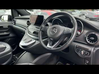 Used Mercedes-Benz V-Class 2023 for sale - 75032706: Photo