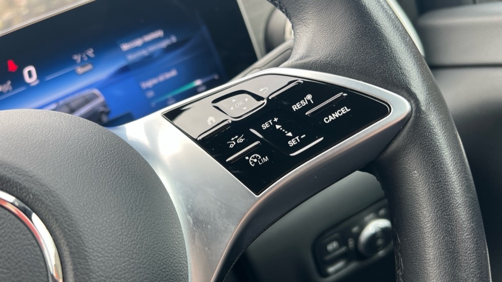 Used Mercedes-Benz V-Class 2024 for sale - 76870429: Photo 29