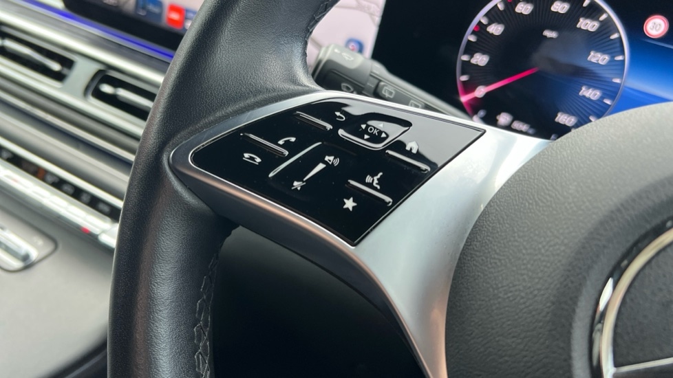 Used Mercedes-Benz V-Class 2024 for sale - 76870429: Photo 30