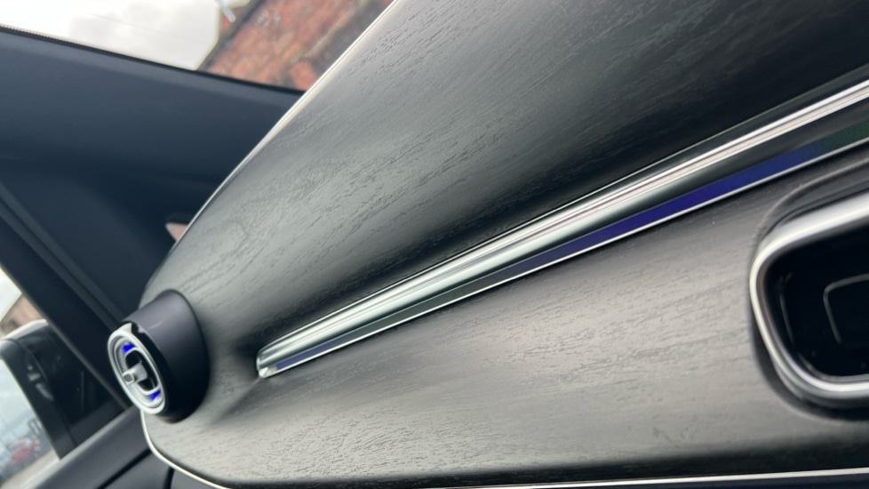 Used Mercedes-Benz V-Class 2024 for sale - 76870429: Photo 56