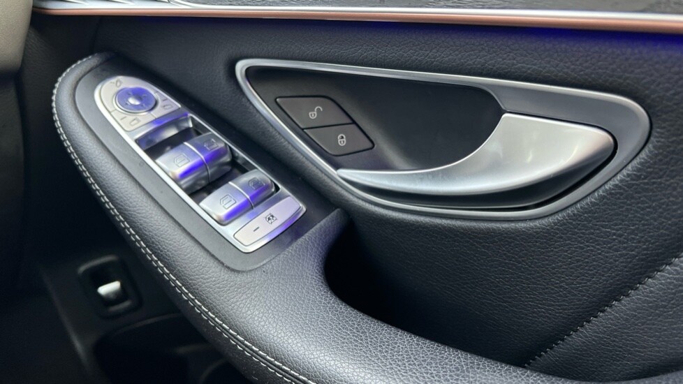 Used Mercedes-Benz EQC 2021 for sale - 76672580: Photo 53