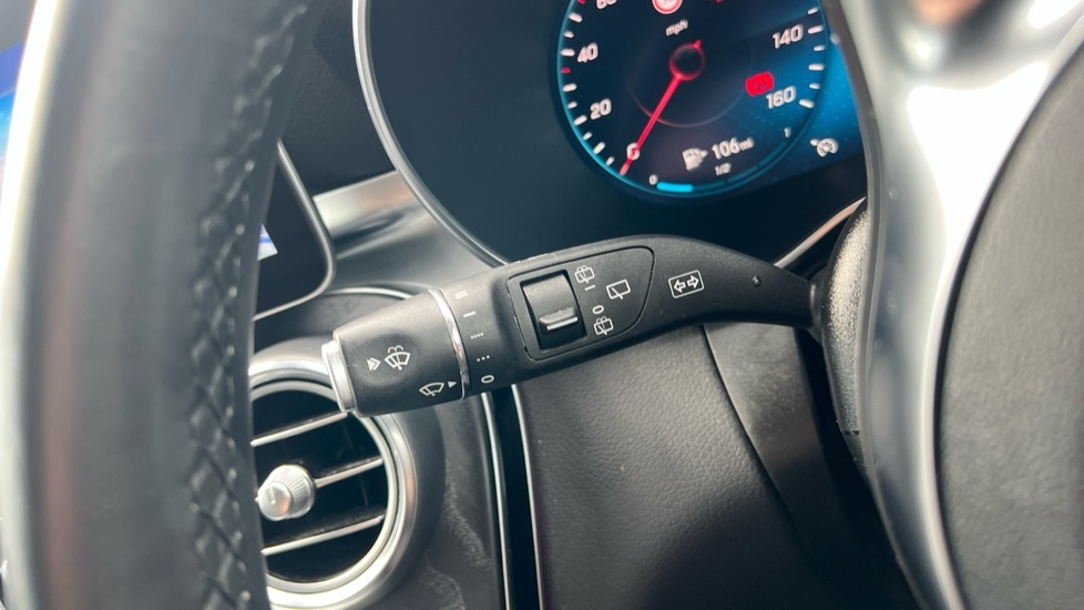 Used Mercedes-Benz GLC 2019 for sale - 76112251: Photo 32