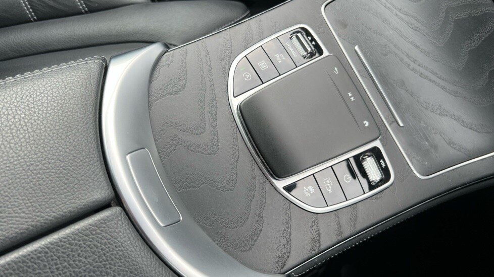Used Mercedes-Benz GLC 2019 for sale - 76112251: Photo 35
