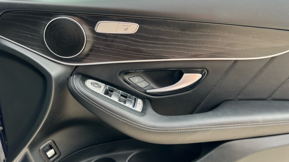 Used Mercedes-Benz GLC 2019 for sale - 76112251: Photo 37