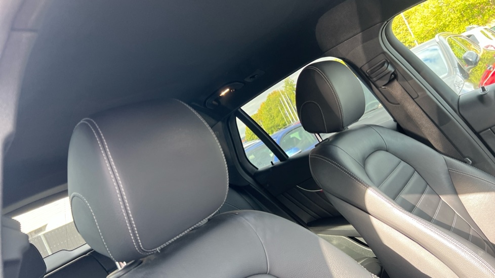 Used Mercedes-Benz GLC 2019 for sale - 76112251: Photo 38