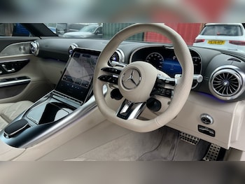 Used Mercedes-Benz SL 2024 for sale - 75735363: Photo