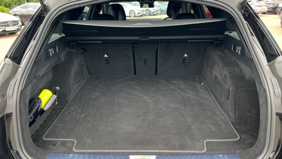 Used Mercedes-Benz E Class 2024 for sale - 76766101: Photo 17