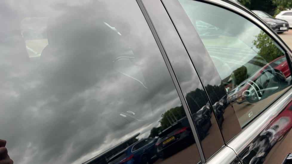 Used Mercedes-Benz E Class 2024 for sale - 76766101: Photo 48