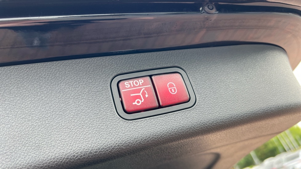 Used Mercedes-Benz E Class 2024 for sale - 76766101: Photo 50