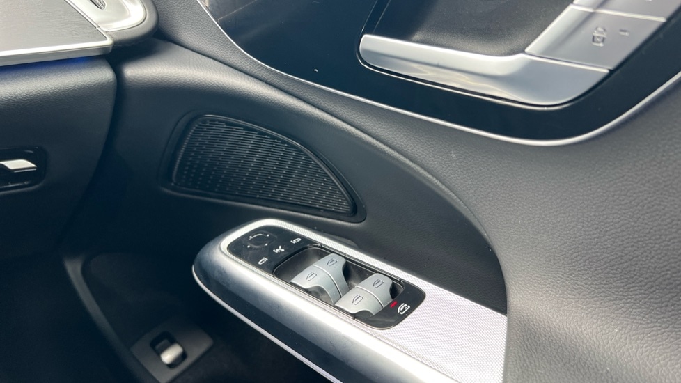 Used Mercedes-Benz E Class 2024 for sale - 76766101: Photo 51