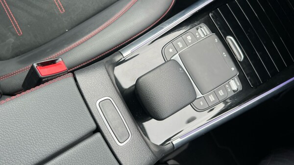 Used Mercedes-Benz EQA 2021 for sale - 76086644: Photo 35