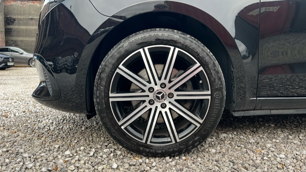 Used Mercedes-Benz V-Class 2024 for sale - 77025338: Photo 25