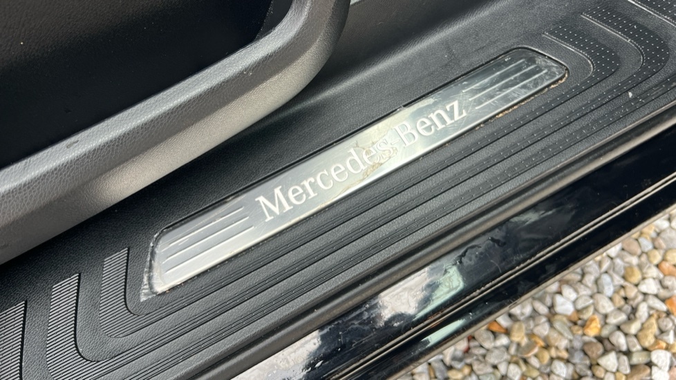 Used Mercedes-Benz V-Class 2024 for sale - 77025338: Photo 44