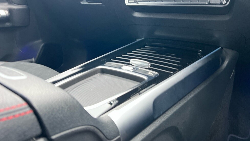 Used Mercedes-Benz GLB 2024 for sale - 76466227: Photo 34