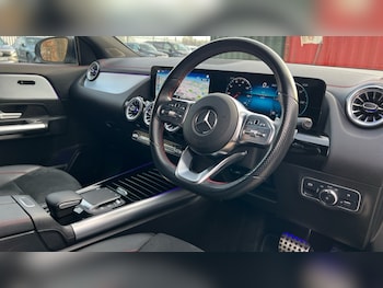 Used Mercedes-Benz EQA 2021 for sale - 76661107: Photo