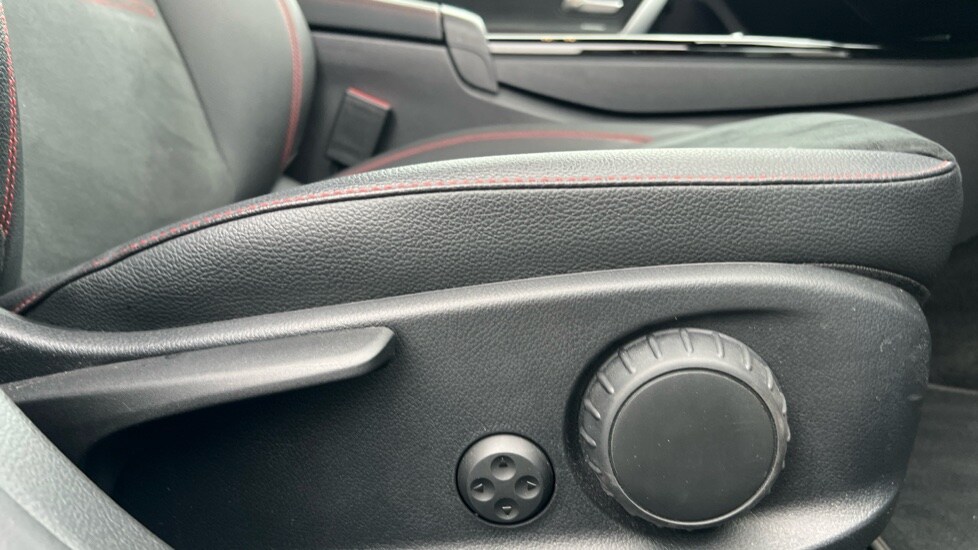 Used Mercedes-Benz CLA 2025 for sale - 76261536: Photo 39