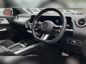 Used Mercedes-Benz GLA 2024 for sale - 76261546: Photo