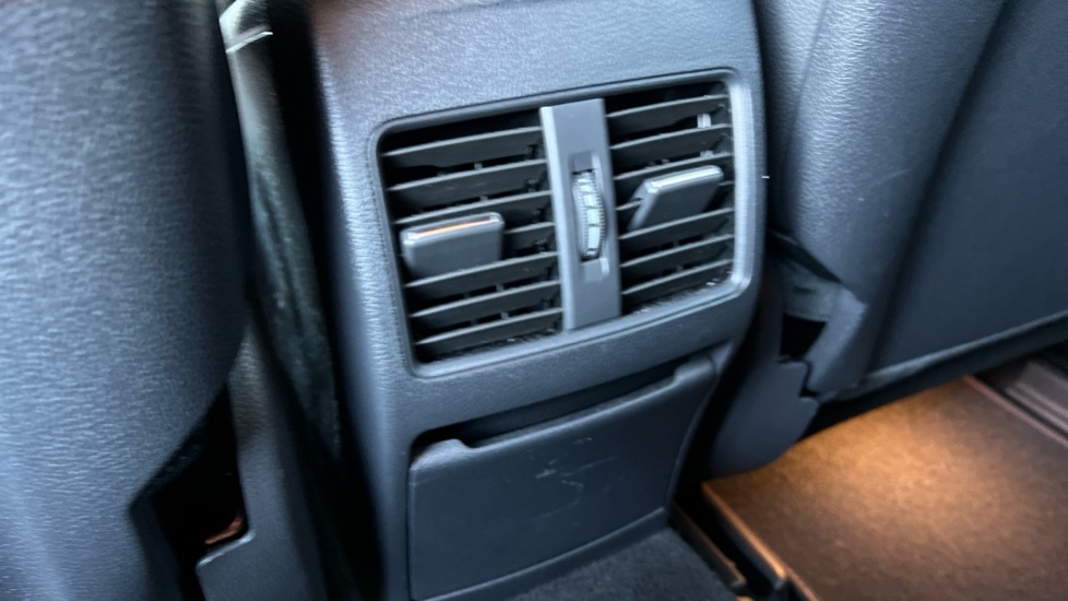 Used Mercedes-Benz GLA 2018 for sale - 77021889: Photo 35