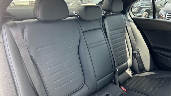 Used Mercedes-Benz C-Class 2024 for sale - 75471921: Photo 15