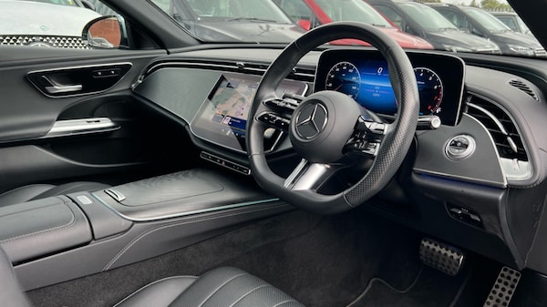 Used Mercedes-Benz E-Class 2024 for sale - 75471924: Photo 3