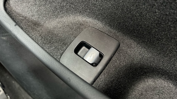 Used Mercedes-Benz E-Class 2024 for sale - 75471924: Photo 54