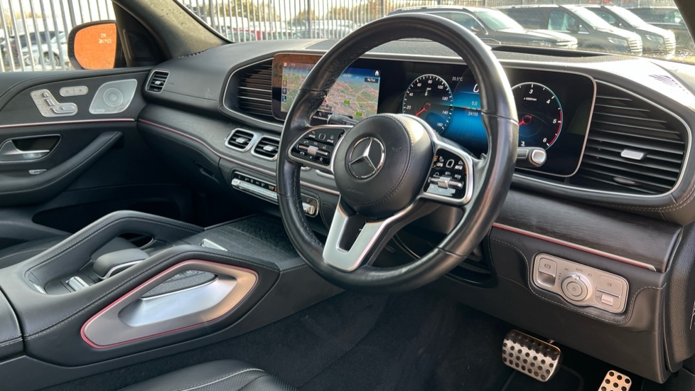 Used Mercedes-Benz GLS 2023 for sale - 76452194: Photo 3