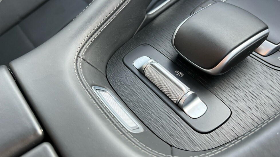 Used Mercedes-Benz GLS 2023 for sale - 76452194: Photo 64