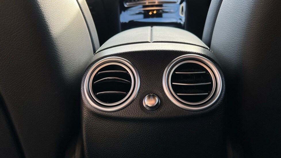 Used Mercedes-Benz EQC 2024 for sale - 76691431: Photo 36